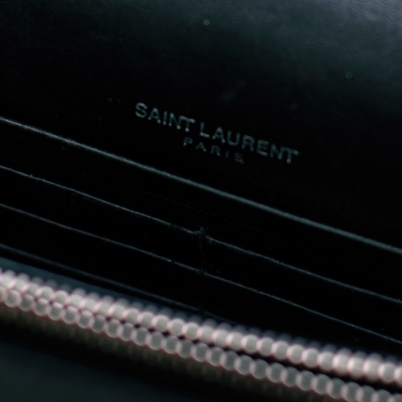💎✨Authentic✨💎 Saint Laurent chain wallet in black with tassel - Picture 6 of 6